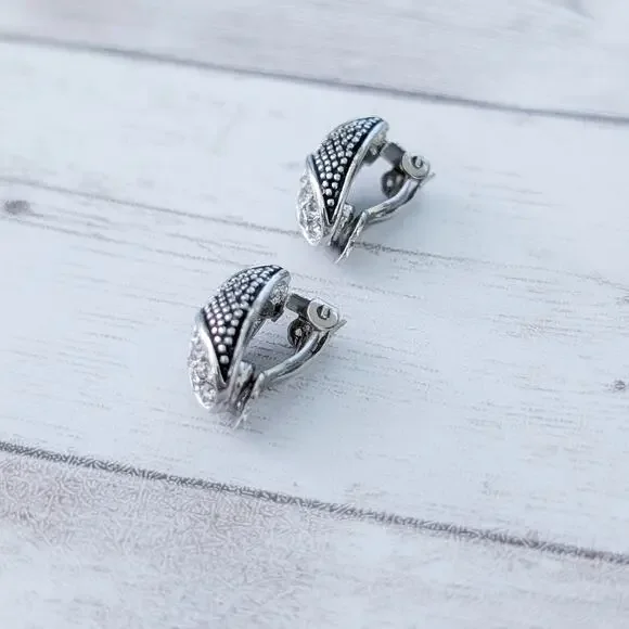 Vintage Clip On Earrings Elegant & Stylish Silver Tone & Clear Gems - Picture 5 of 8